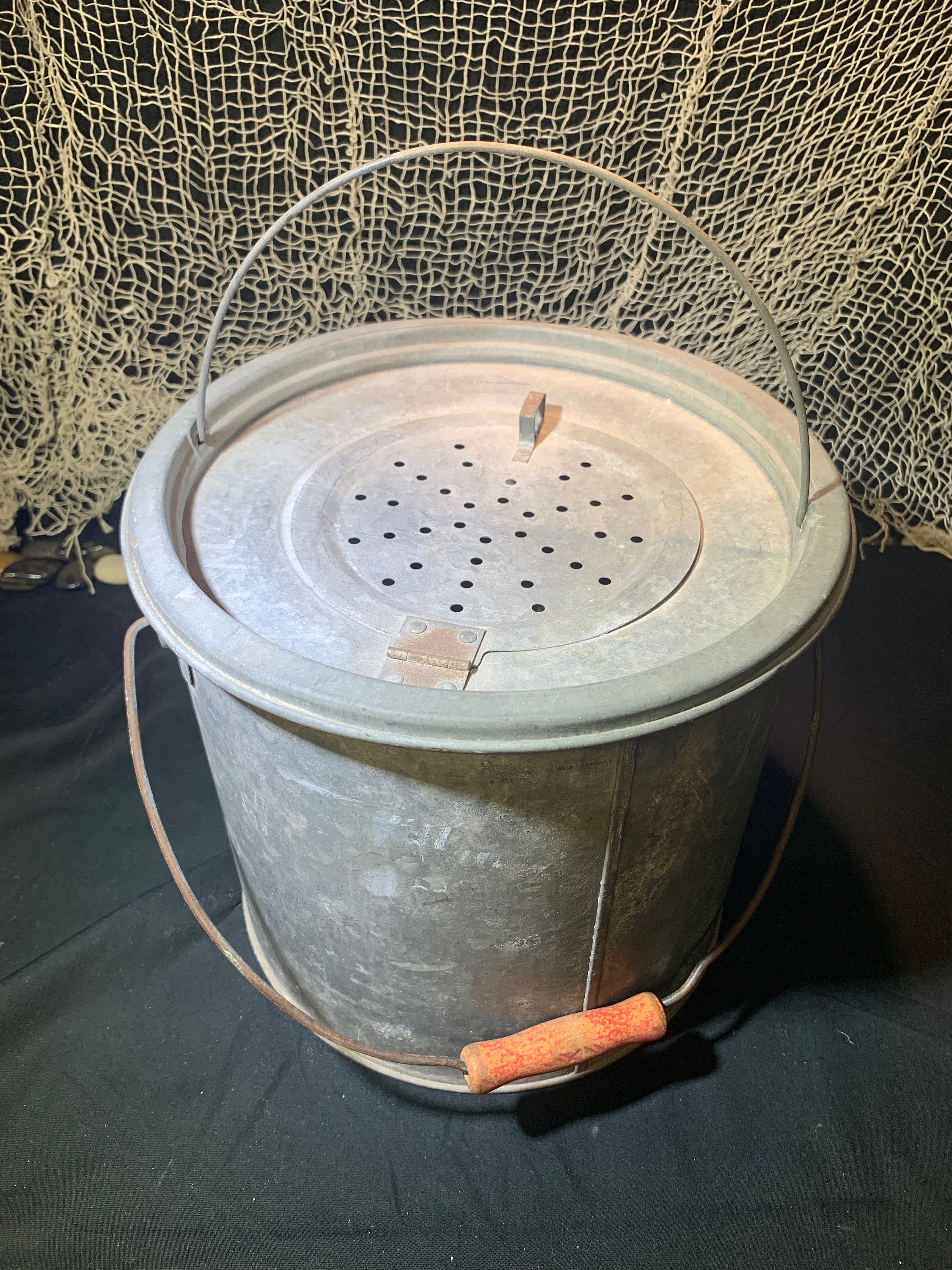Seau à Appât Flottant Frabill’s Min-O-Life – Vintage, Pour Ménés (USA)