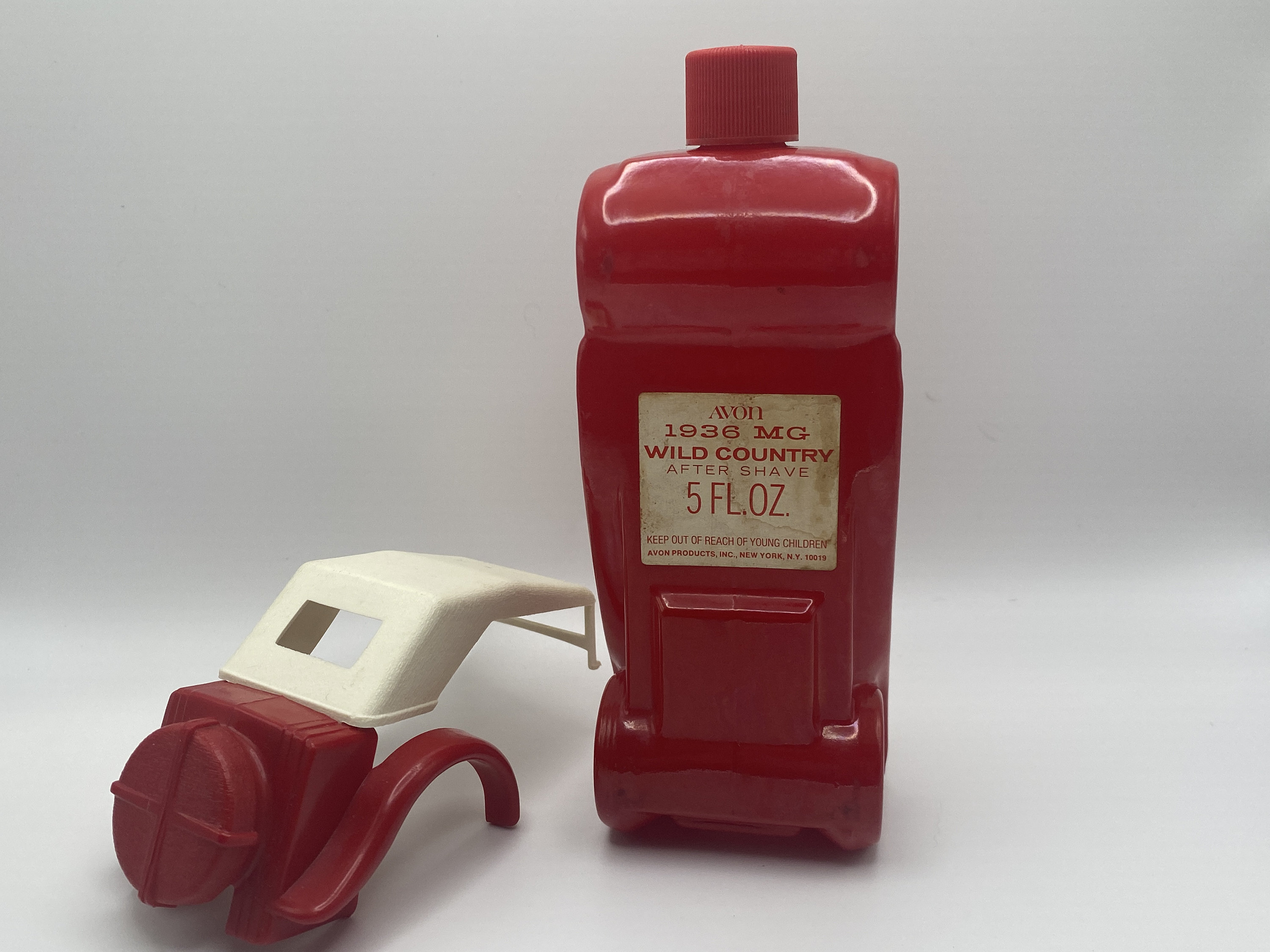 Avon Wild Country Aftershave Red Car Bottle