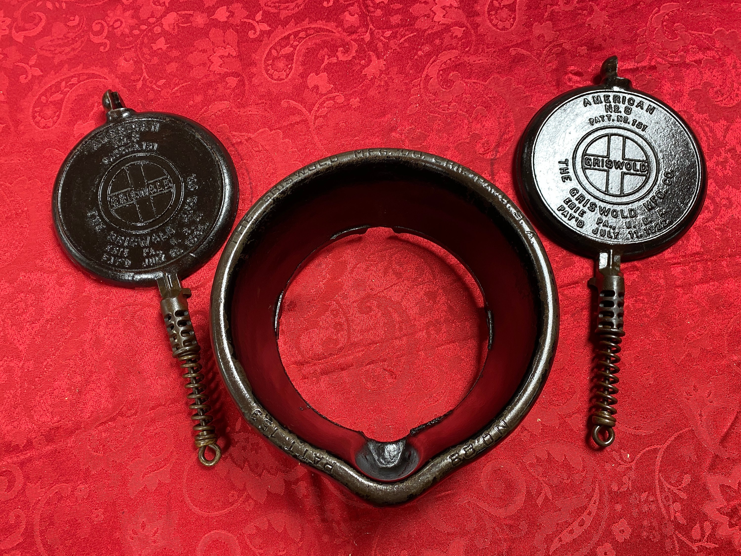 griswold waffle iron 1922