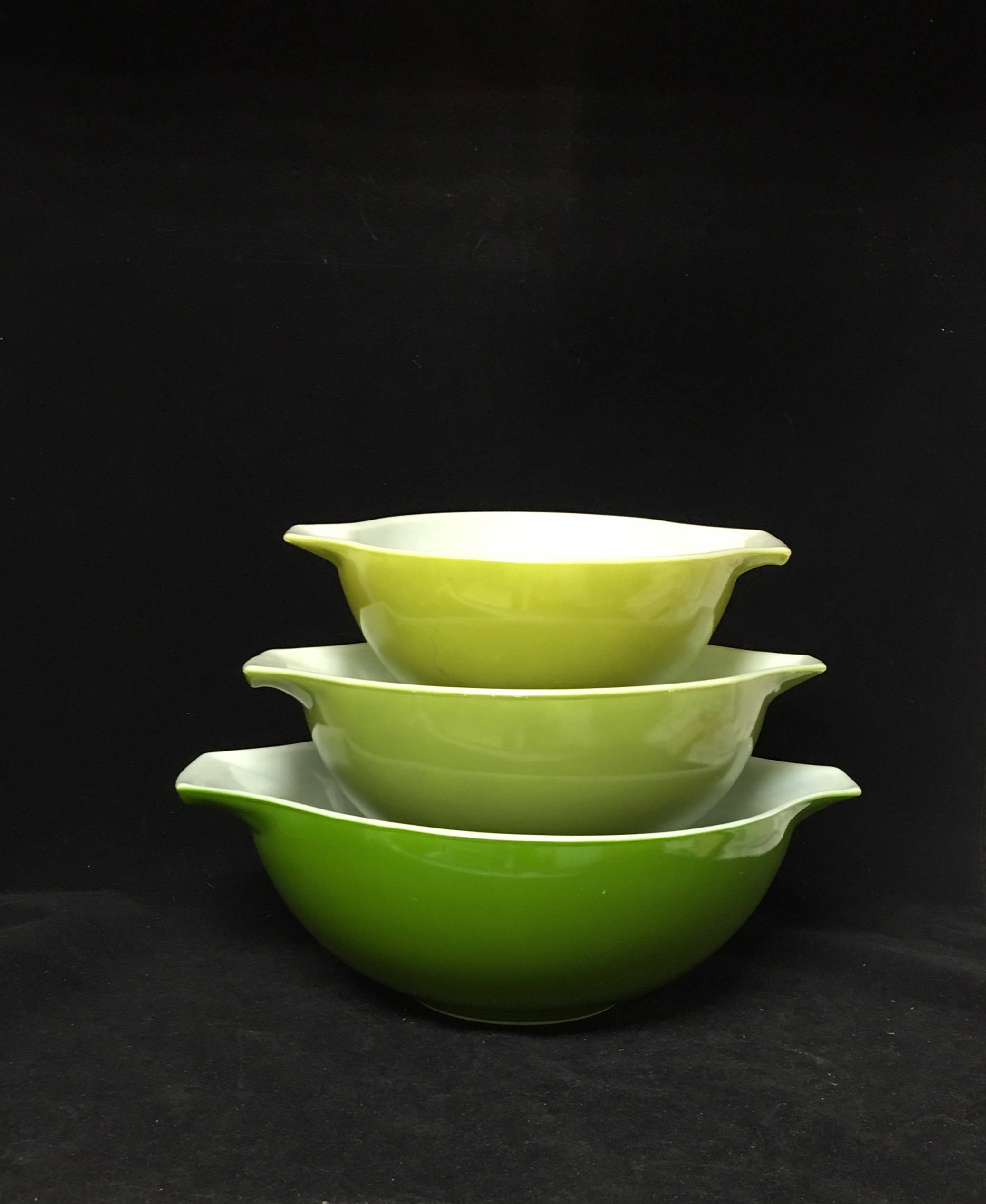Vintage Pyrex Cinderella Nesting Bowls, Green