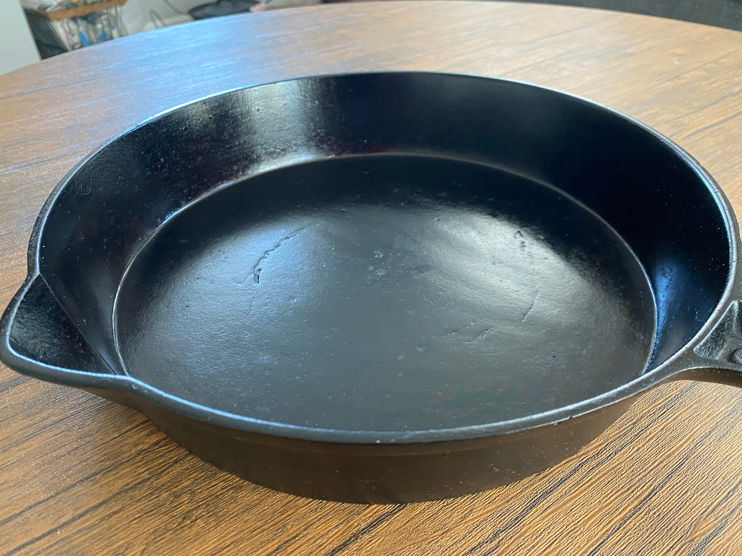 A 9 inch frying pan I finished today. : r/Blacksmith