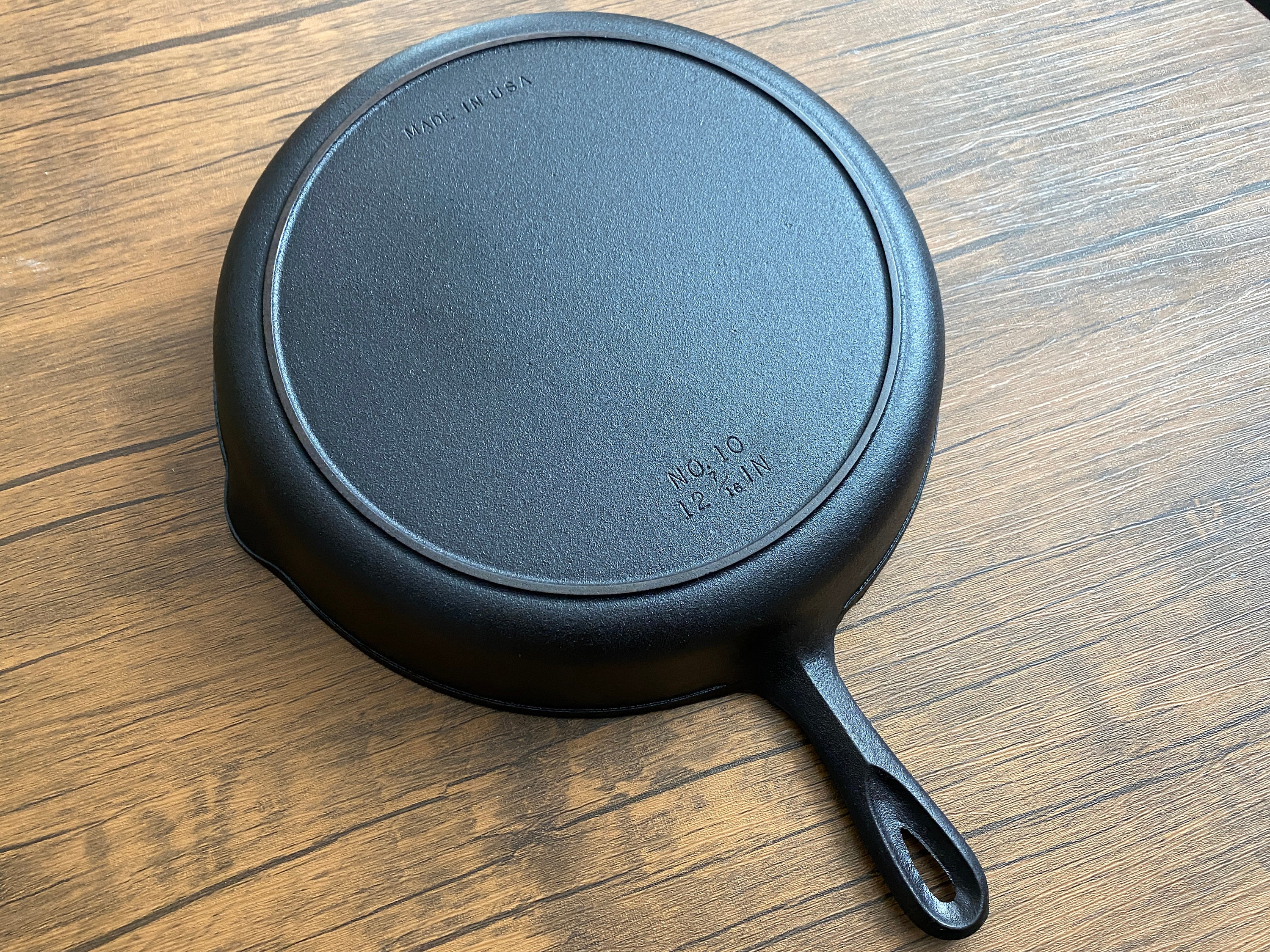 Rare Raised 10 Cast Iron Skillet 