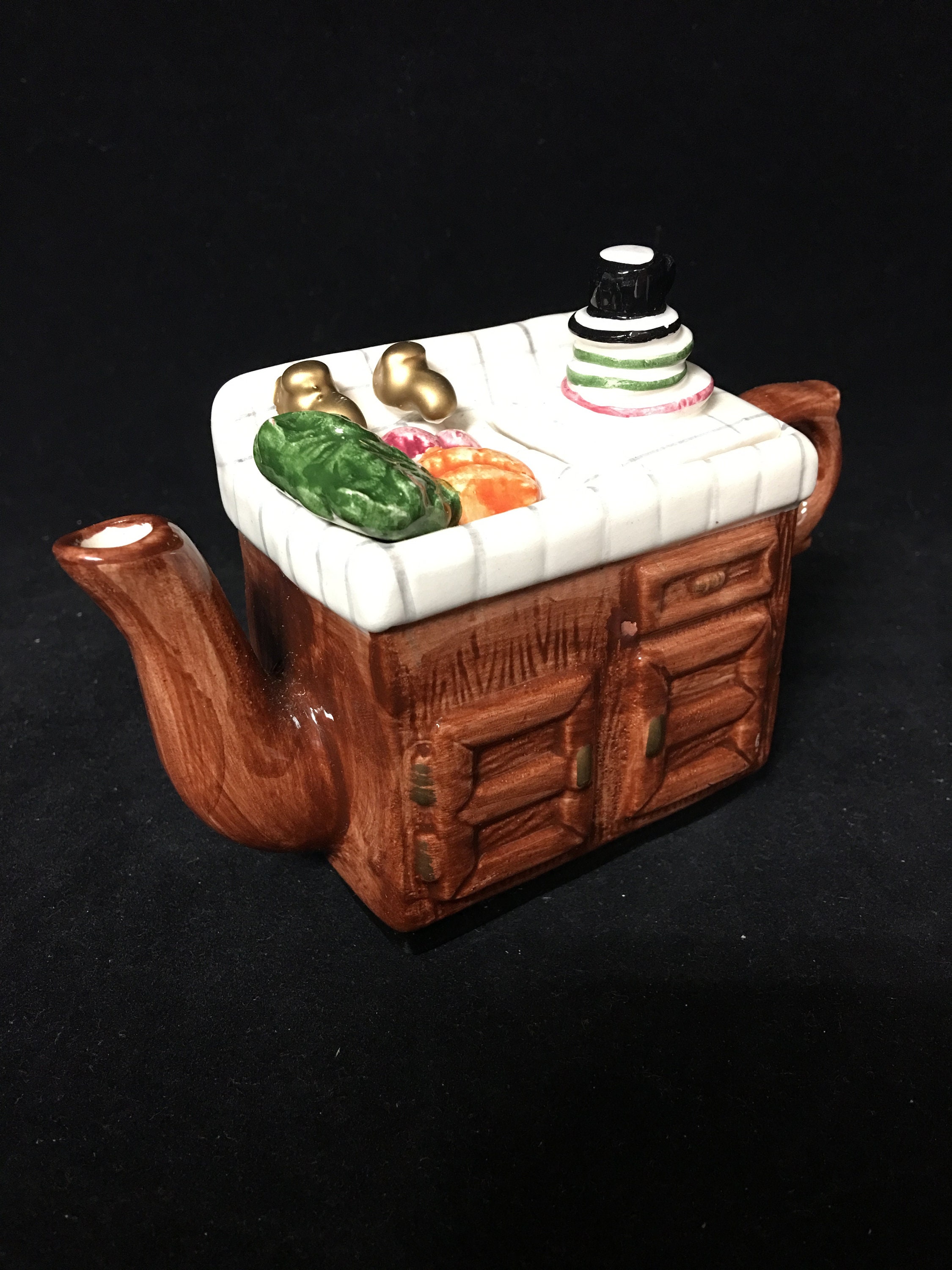 Vintage Hand Painted Miniature Ceramic Teapot The Kitchen Sink by World