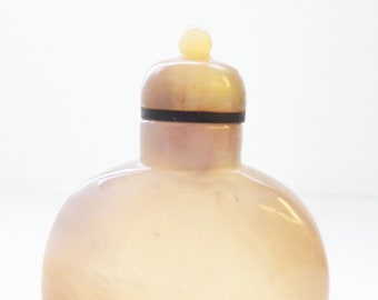 Agate Snuff Bottle Highly Translucent