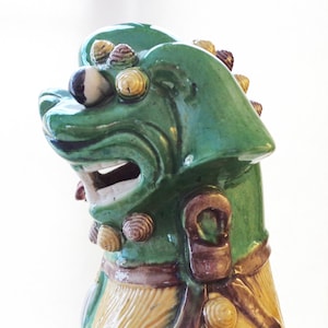 Large Famille Verte Chinese Sancai Single Male Foo Dog 15 1/2"
