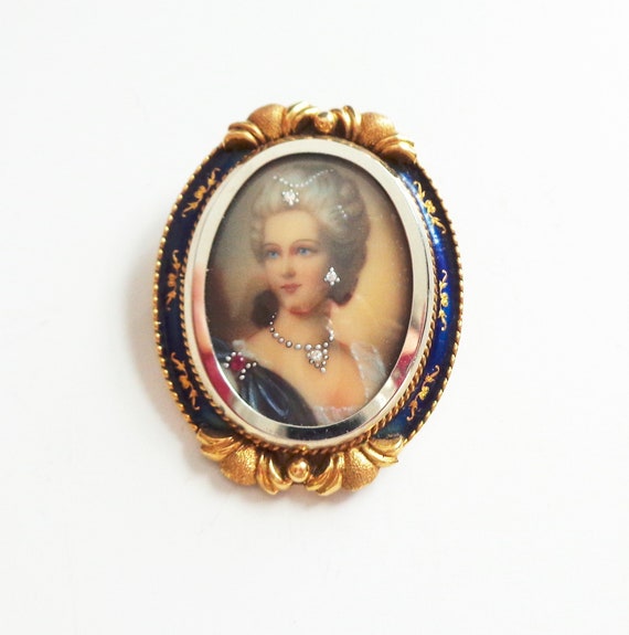 18K Yellow Gold and Enamel Framed Portrait from I… - image 1