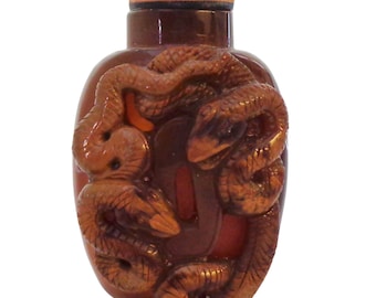Carved Agate Snuff Bottle Yin and Yang Snakes