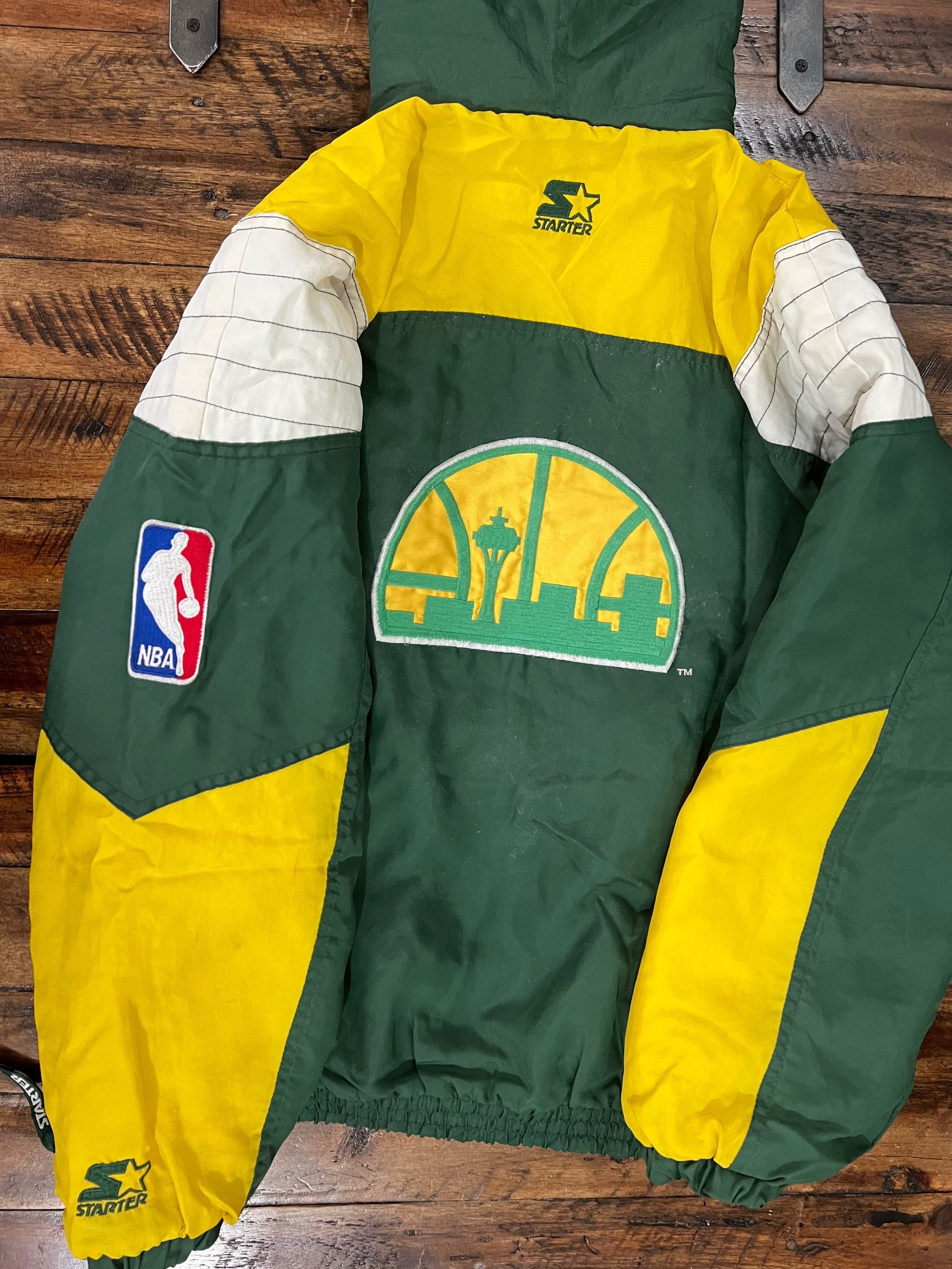 Vintage Seattle Sonics throwback windbreaker jacket - VintageSportsGear