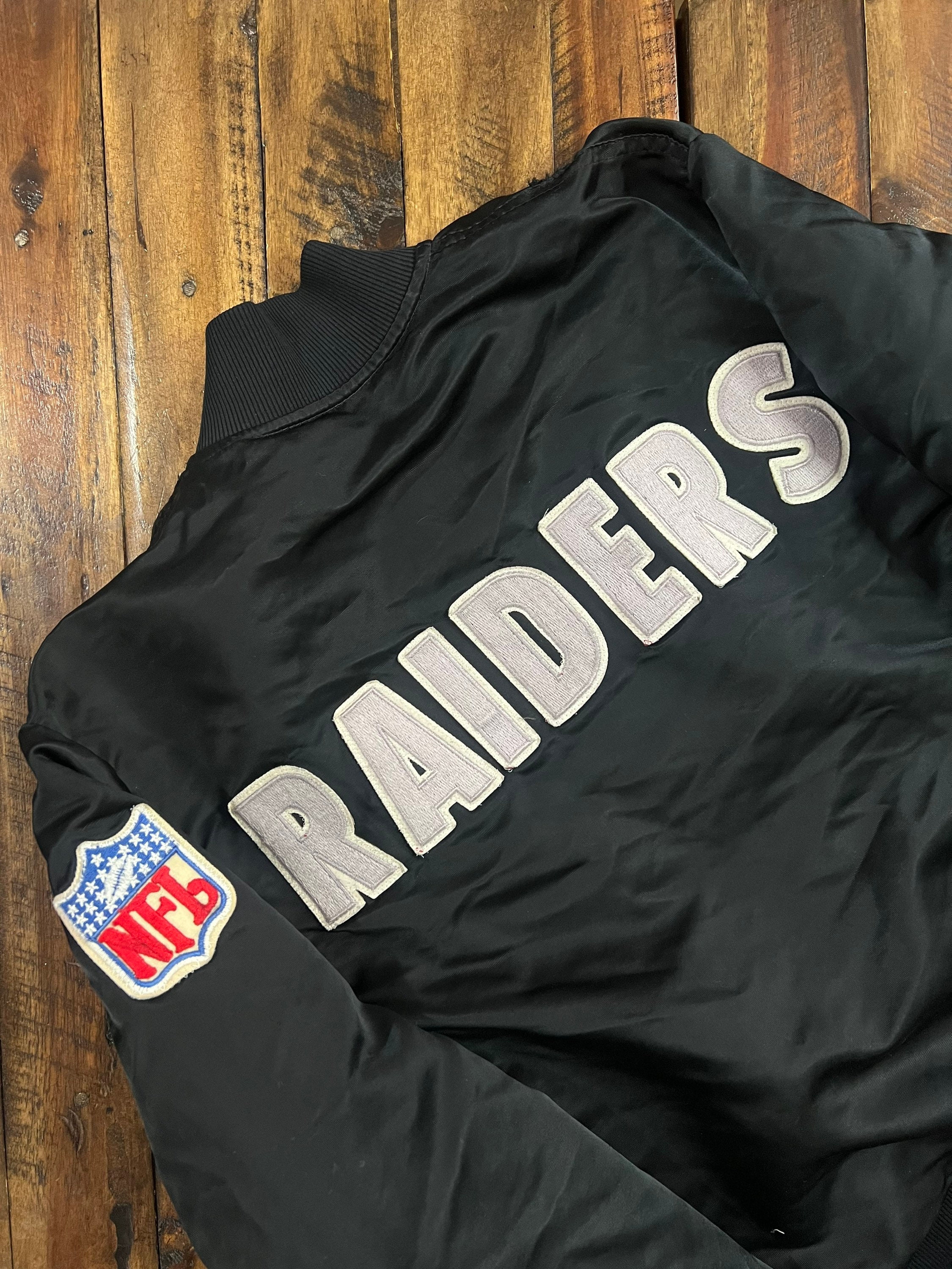 Starter Mens Medium Vintage Black Los Angeles Raiders Starter