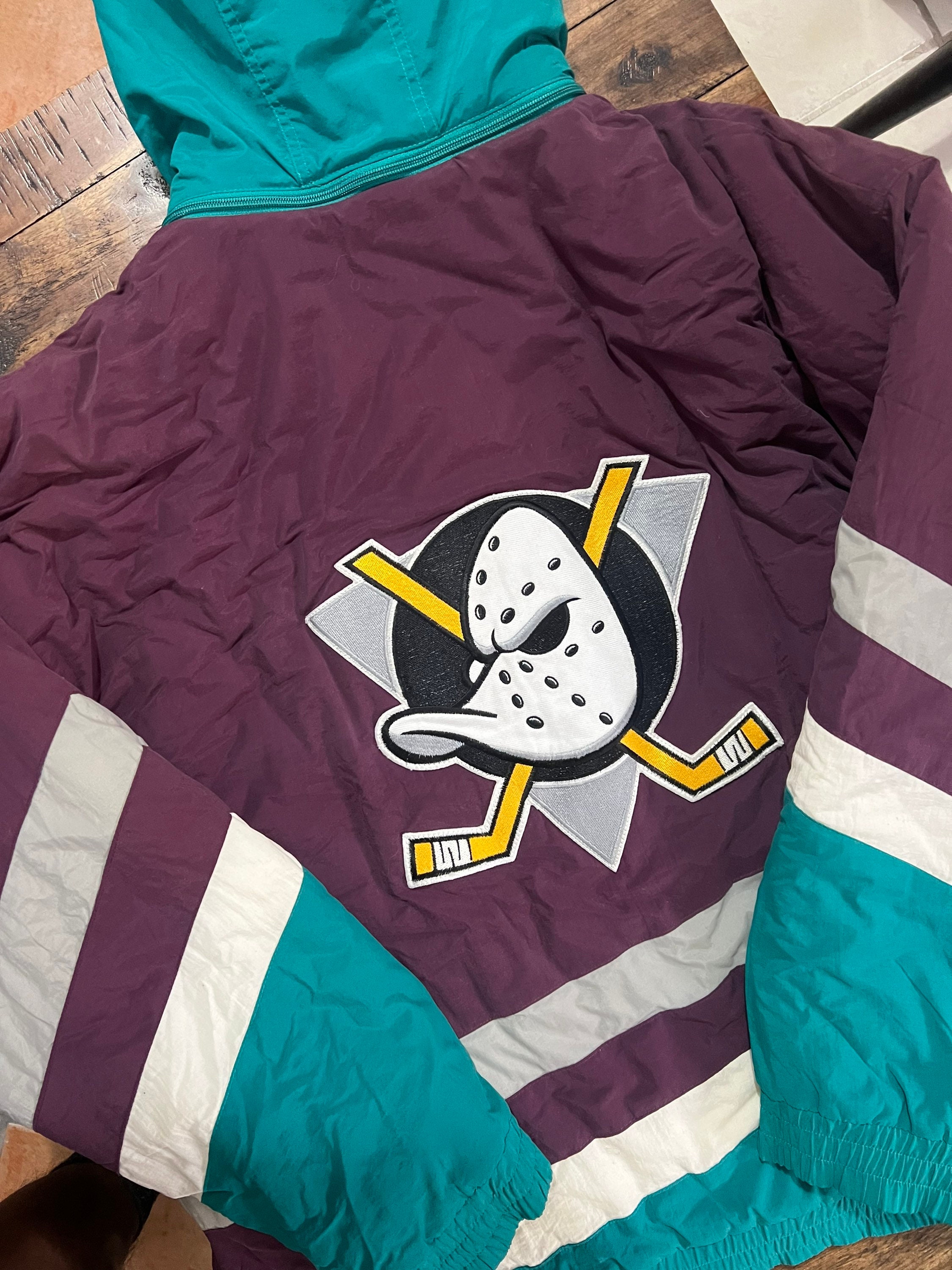 MAGIC KALE - 90s NHL Anaheim Mighty Ducks Jacket Size - XL  🔐ASOS.MP/KALEIDOO