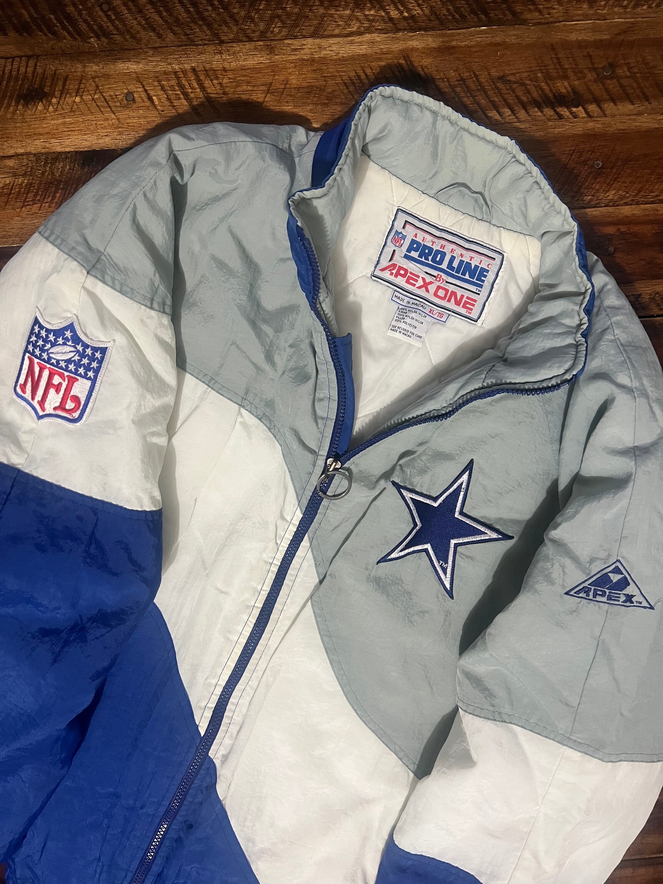 Vintage Dallas Stars Puffer Jacket🌟 Nutmeg Tag Size Large Price