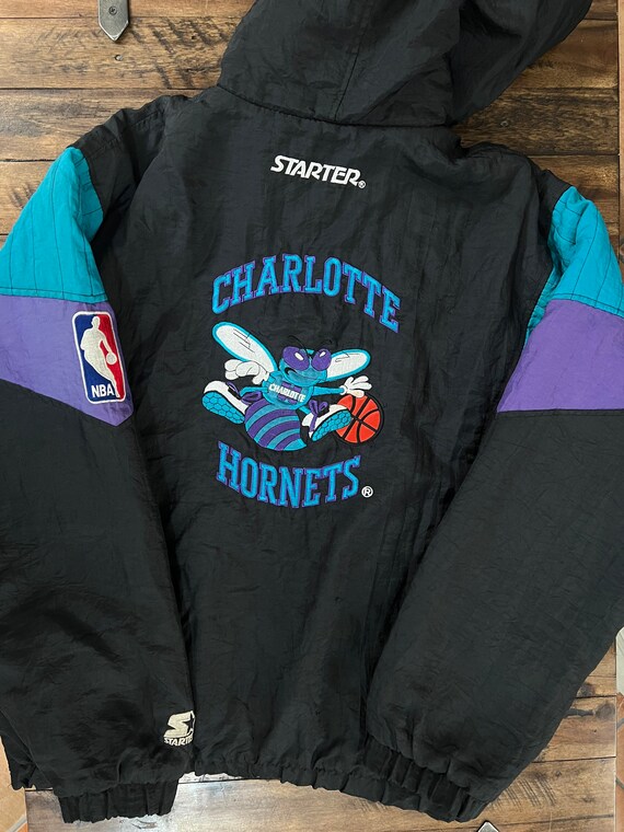 Vintage 90s Charlotte Hornets Starter 