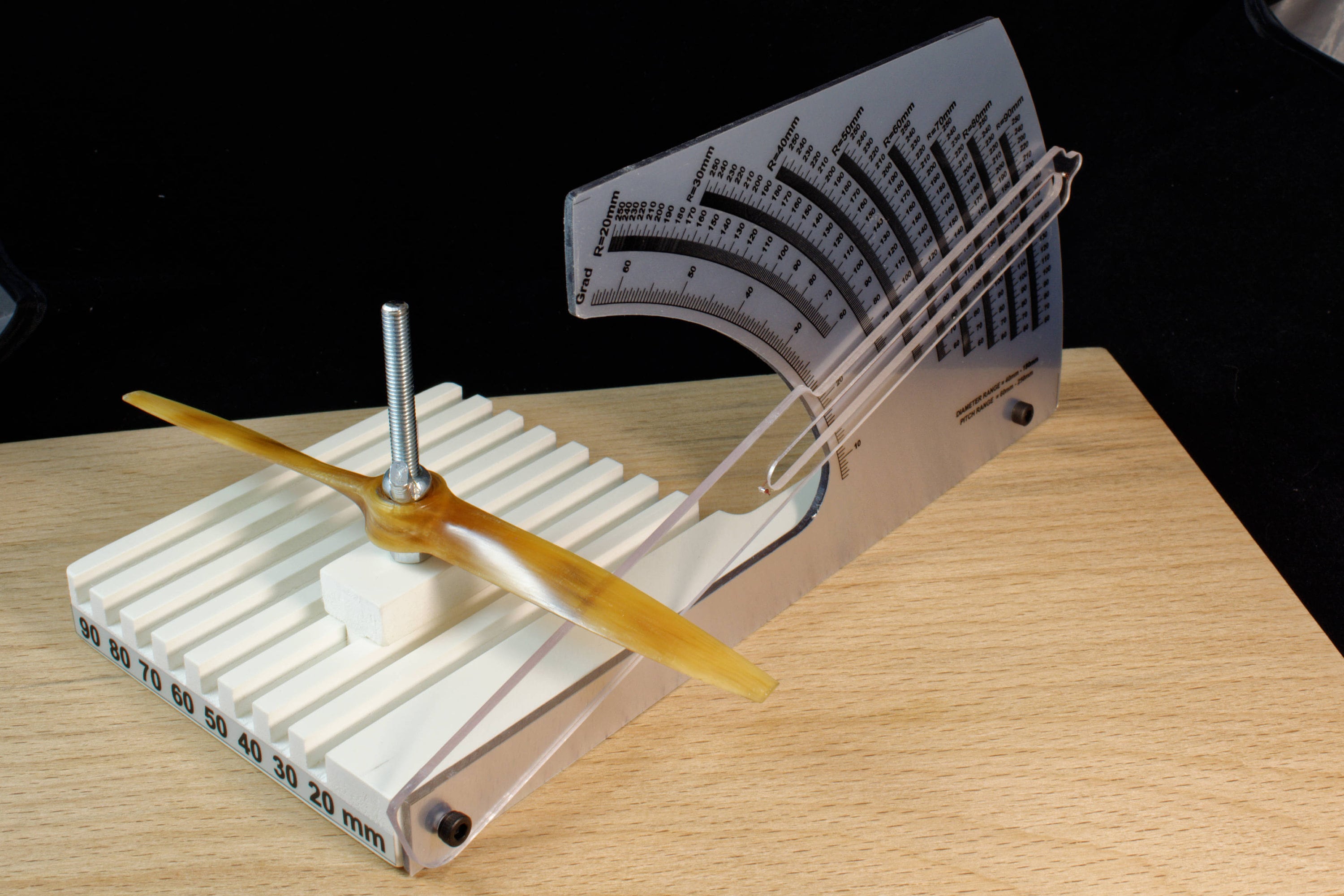 Prop Pitch Gauge up to 180mm Diameter, Pitch Measurement From 60300mm