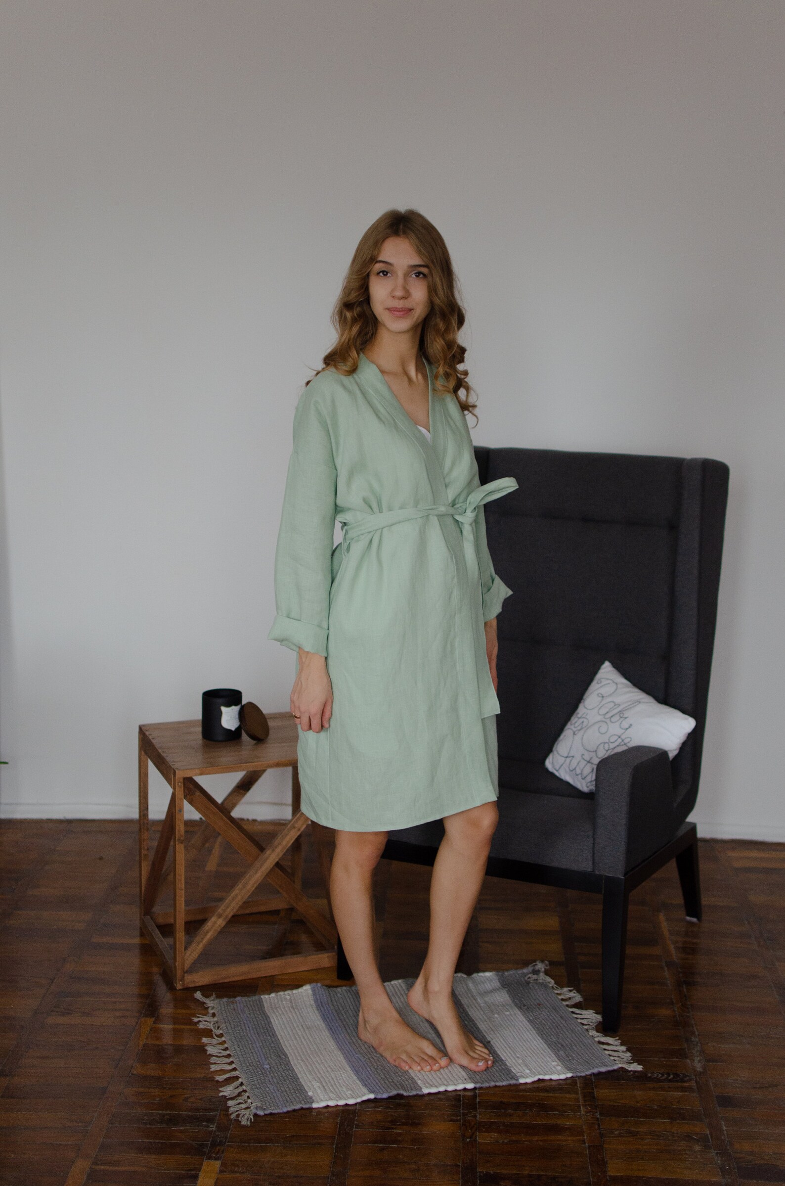 delivery gown and robe