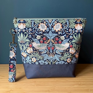 Large Knitting Project Bag – William Morris Strawberry Thief – Zippered Sweater Bag with Pocket – Wristlet Optional
