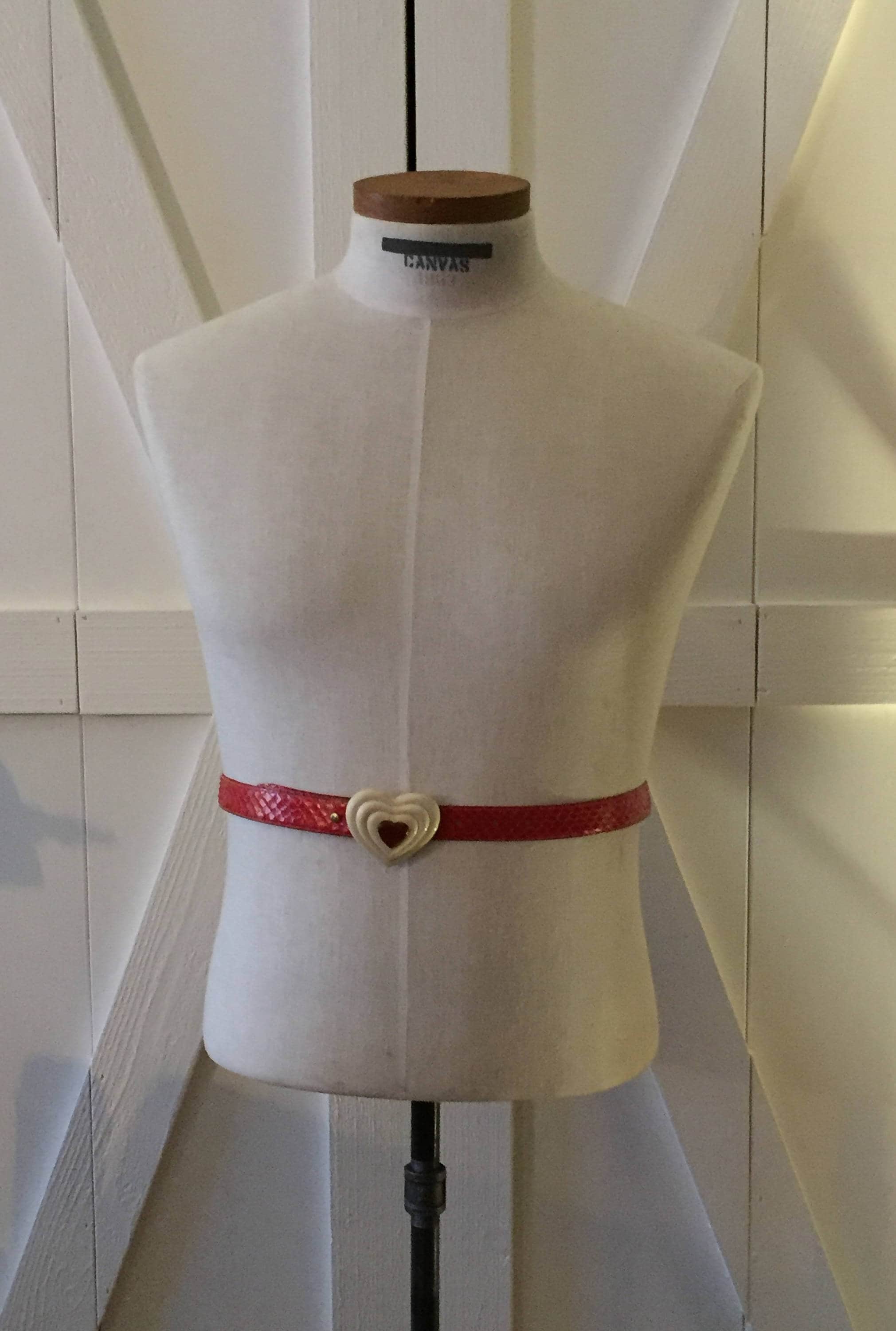AMAZING Timmy Woods Heart Shape Vintage Belt Buckle-Bone-Snakeskin Belt