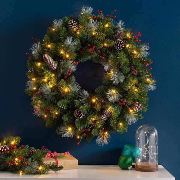 Pre-Lit Decorated Christmas Wreath 40 Warm White LED Lights 60 cm Xmas Festive Winter Wreath Christmas Home Decor