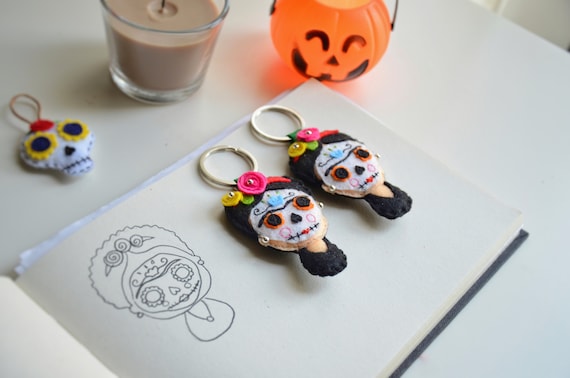 Lustiger universal Halloween Schlüsselanhänger Totenkopf - Kaufen auf  PhoneLook