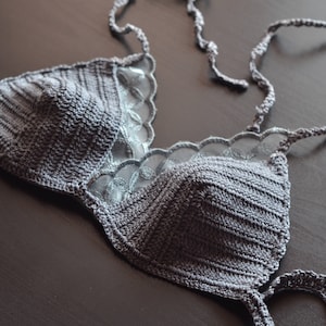 Bikini top crochet, pizzo grigio, intimo/ intimo crochet/ regalo originale e elegante