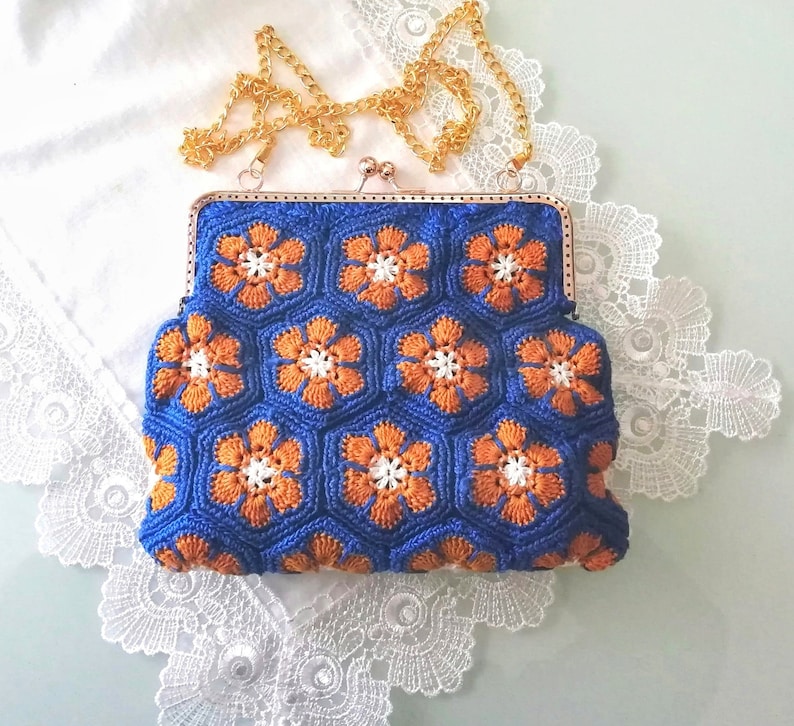 cotton bluish and mustard refined and elegant bag boho chic vintage style gold Crochet clic clac bag with flowers