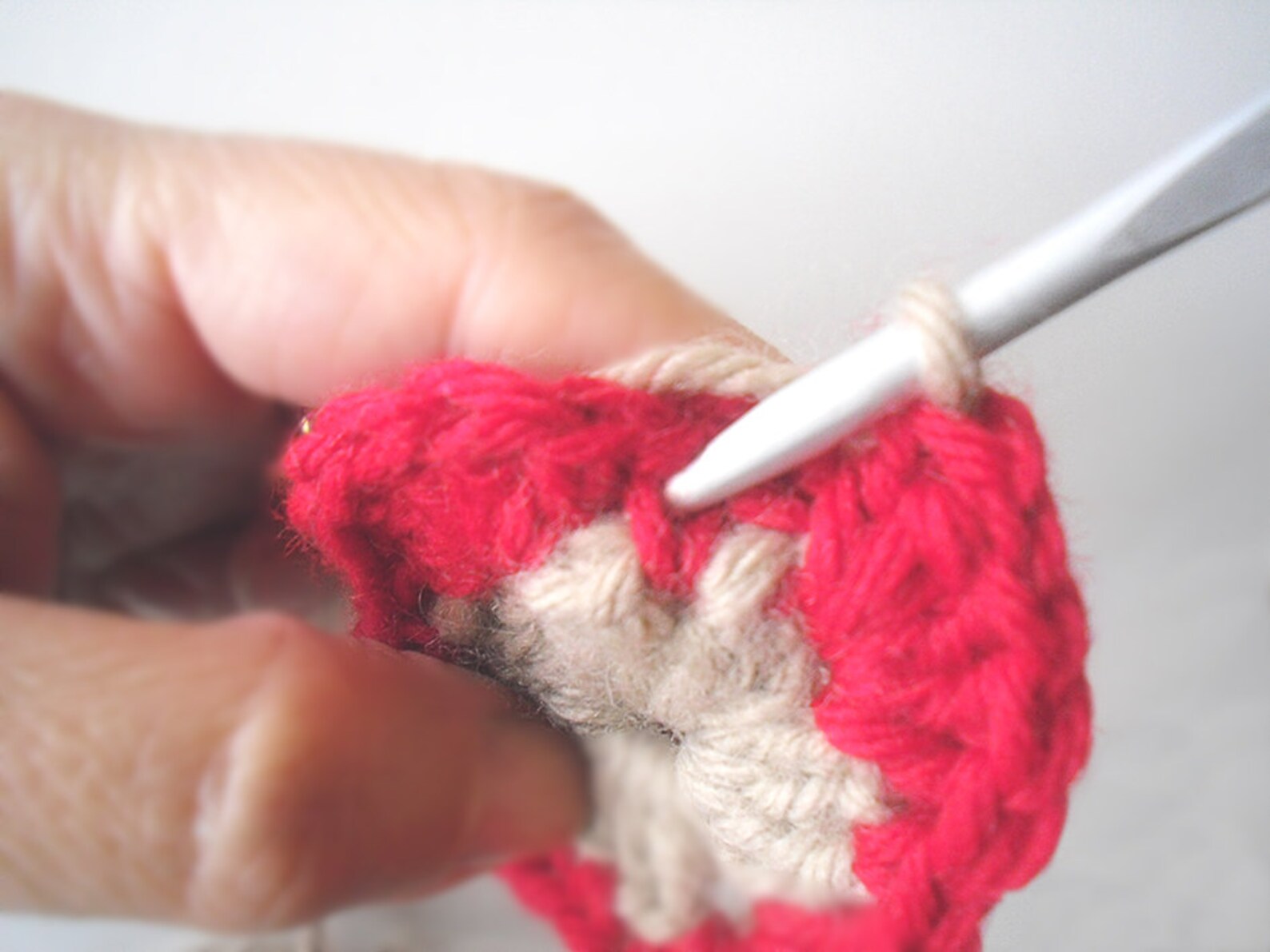 Plaid Fait Main Au Crochet – Laine 100% Vintage – Multicolore – Taille 1 Place Et Demie