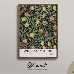 Può includere: Una stampa d'arte stampabile con un'illustrazione botanica vintage di un albero da frutto con limoni, melograni e fiori su uno sfondo nero. La stampa include il testo "WILLIAM MORRIS", "THE MET MUSEUM", "ARTS AND CRAFTS EXHIBITION" e "1935".