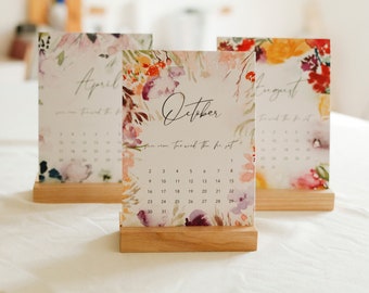 2022-2023 floral calendar,botanical desktop calendar,small desk calendar,2022 desktop calendar,2022 planner,coworker gift,botanical calendar