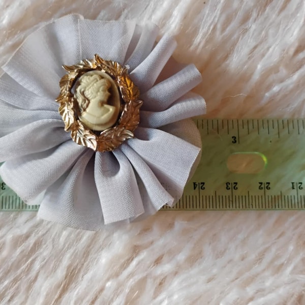 Enfeite de flor de bailarina em chiffon: Materiais para fazer tiara (6,35 cm a 8,89 cm)