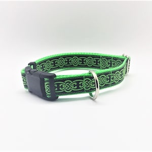 Celtic knot dog collar 1 wide Green image 1