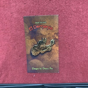 El Demonio - szpilka z twardej emalii
