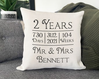 Regalo per il 2° anniversario, regalo personalizzato per l'anniversario di matrimonio, anniversario di cotone, cuscino personalizzato, nuova casa, anniversario di matrimonio