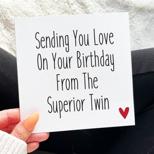 Carte d'anniversaire jumelle drôle, carte d'anniversaire jumeau sarcastique, carte d'anniversaire pour jumeau, frère jumeau, frère jumeau, de la jumelle supérieure meilleure jumelle