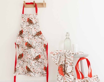 Adult Apron with Robin Design / Festive Pinny / Christmas Kitchen Textiles / Holly Berries Design / Unbleached Cotton / Wildlife Art