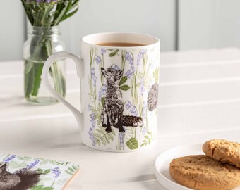 Taza de porcelana fina "Criaturas del Bosque": Zorro, Conejo y Erizo - Decorada a mano