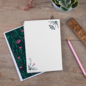 Juego de papel de escritura de cardos escoceses / Exquisito diseño de plantas silvestres / Ideal para correspondencia sincera / Regalo perfecto para amantes de la papelería
