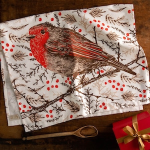 Christmas Dish Towel / Festive Tea Towel / Holiday Kitchen Decor / Winter Robin and Holly Berries Design