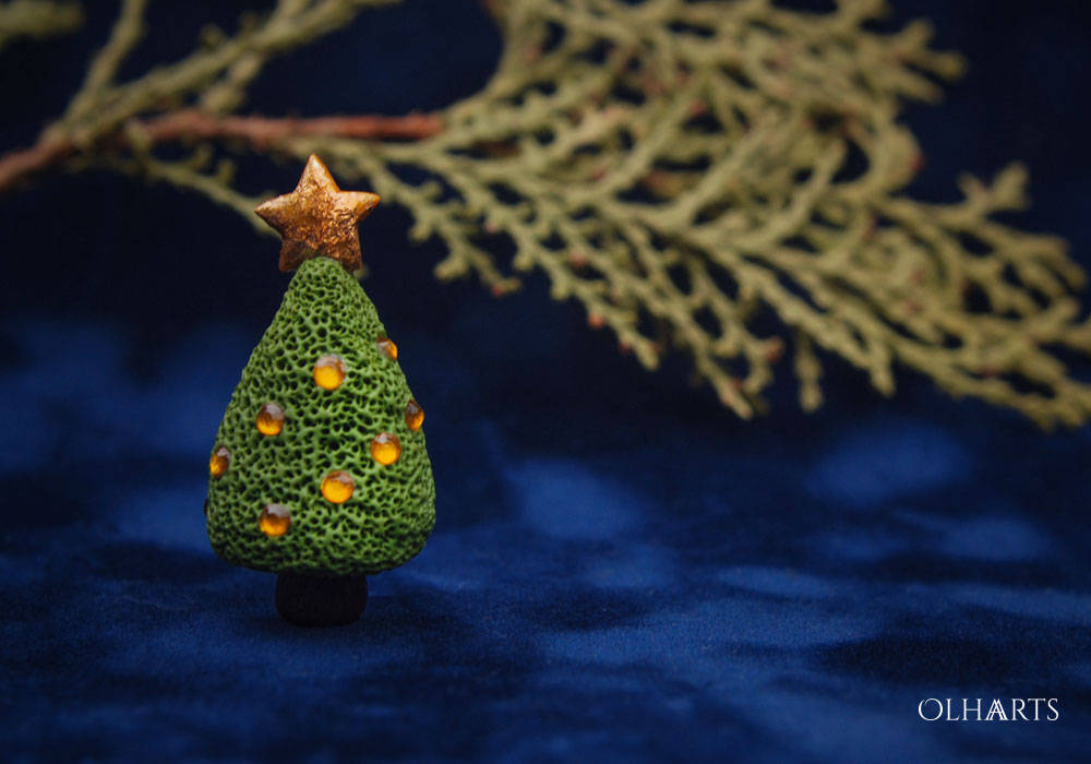 Handmade Clay Pin This is a Christmas Tree