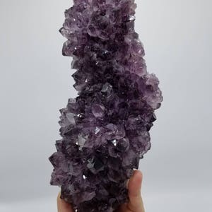 ¡¡La estalactita de la oruga!! ¡¡Enorme racimo de cristal de formación de estalactitas de amatista uruguaya de calidad AA de 9 libras y 12 pulgadas!!