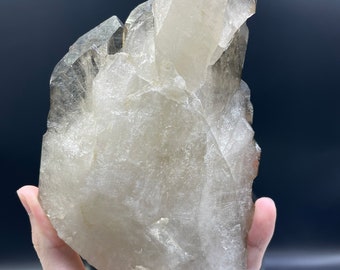 カテドラルシトリン 新発見！ 完璧な 8 インチのカテドラル シトリン。損傷がなく