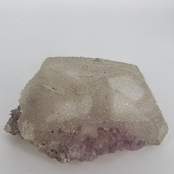 Améthyste de qualité AA de 5,5 pouces avec formation combinée de calcite, mine de Las Torres. Artigas, Uruguay.