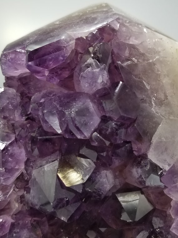 モンスター 7.5 インチ AA 品質のウルグアイ産アメジスト タワー