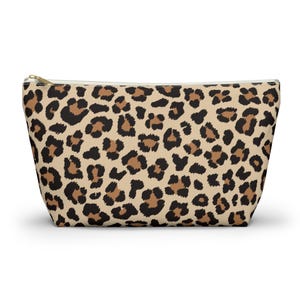 Leopard Print Accessory Pouch: Chic Travel Makeup Bag
