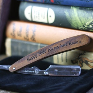 Wooden Personalised Straight Cut-throat Razor with disposable blades a thoughtful Valentines present or Anniversary gift. image 1