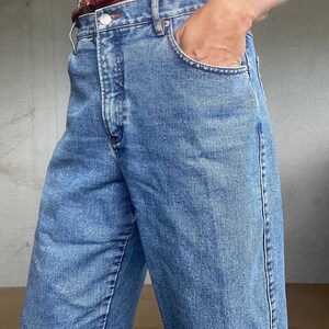 ECROU BRAS INFERIEUR pour LAVE VAISSELLE ROSIERES - 91613554 ECROU BRAS INFERIEUR pour LAVE VAISSELLE ROSIERES - 91613554