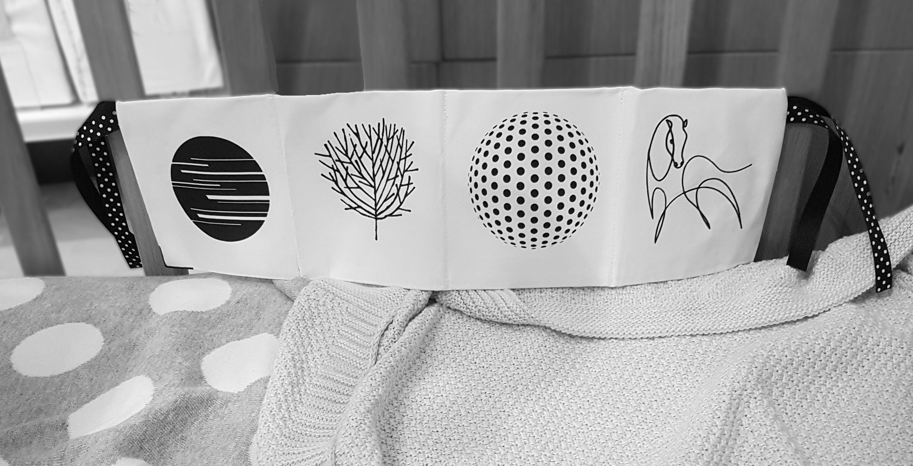 Regalo Neonato Maschio Livre Noir Et Blanc Bébé Montessori