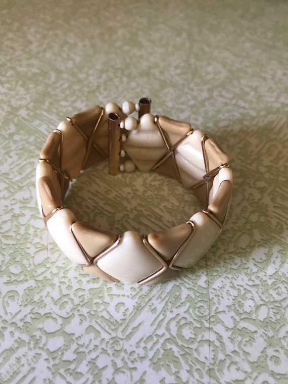 Broche Vintage Tête De Femme - Ancienne, Fabriquée En Allemagne De L'Ouest (Western Germany)