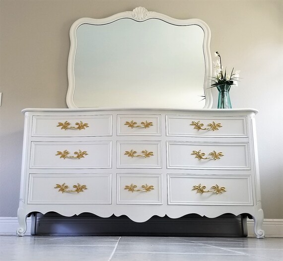 Antique Kindel French Provincial Dresser With Mirror Etsy