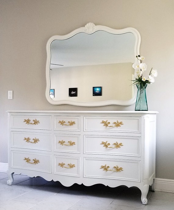 Antique Kindel French Provincial Dresser With Mirror Etsy