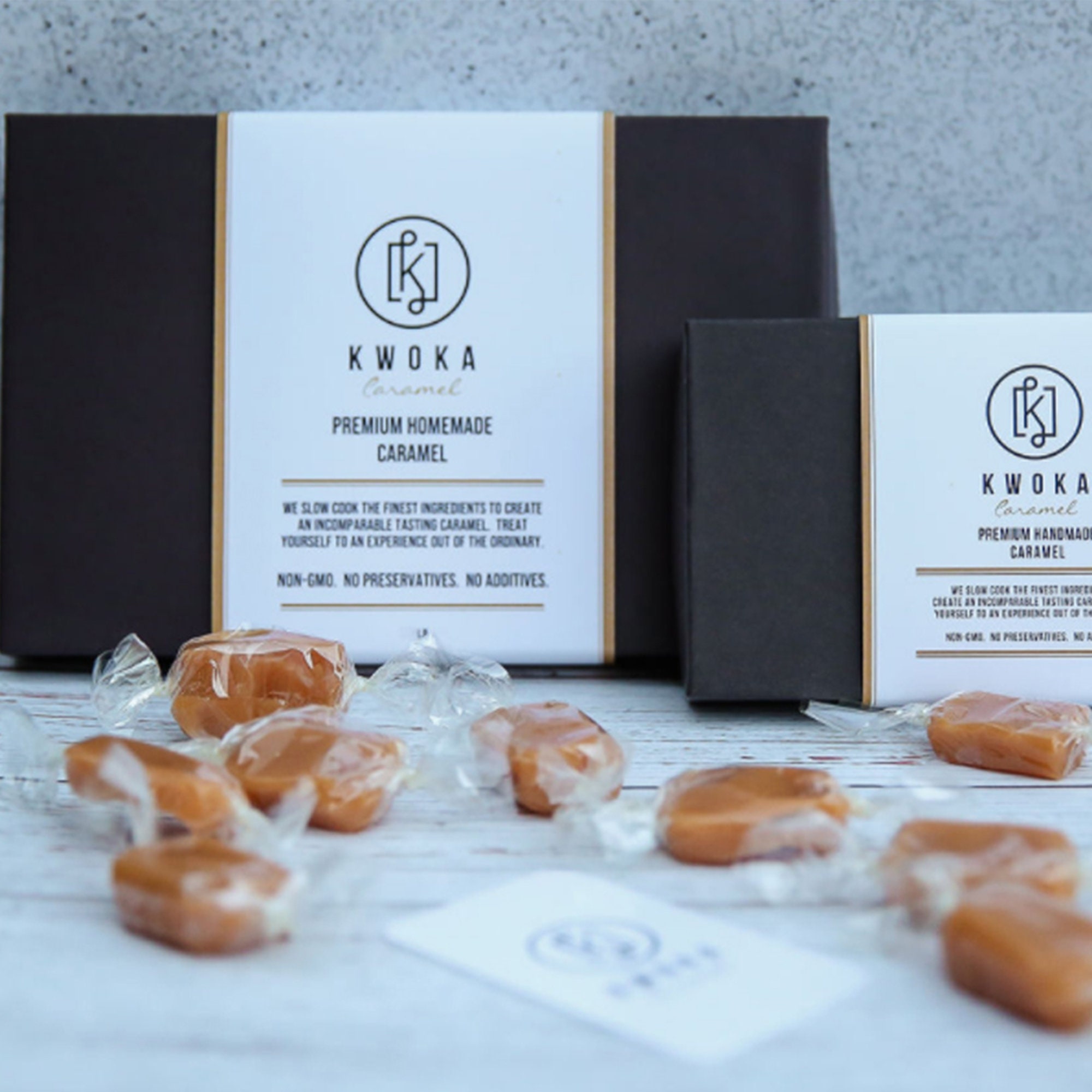 ☺︎ Assorted Flavors, A Mix of Chocolate, Vanilla Bean