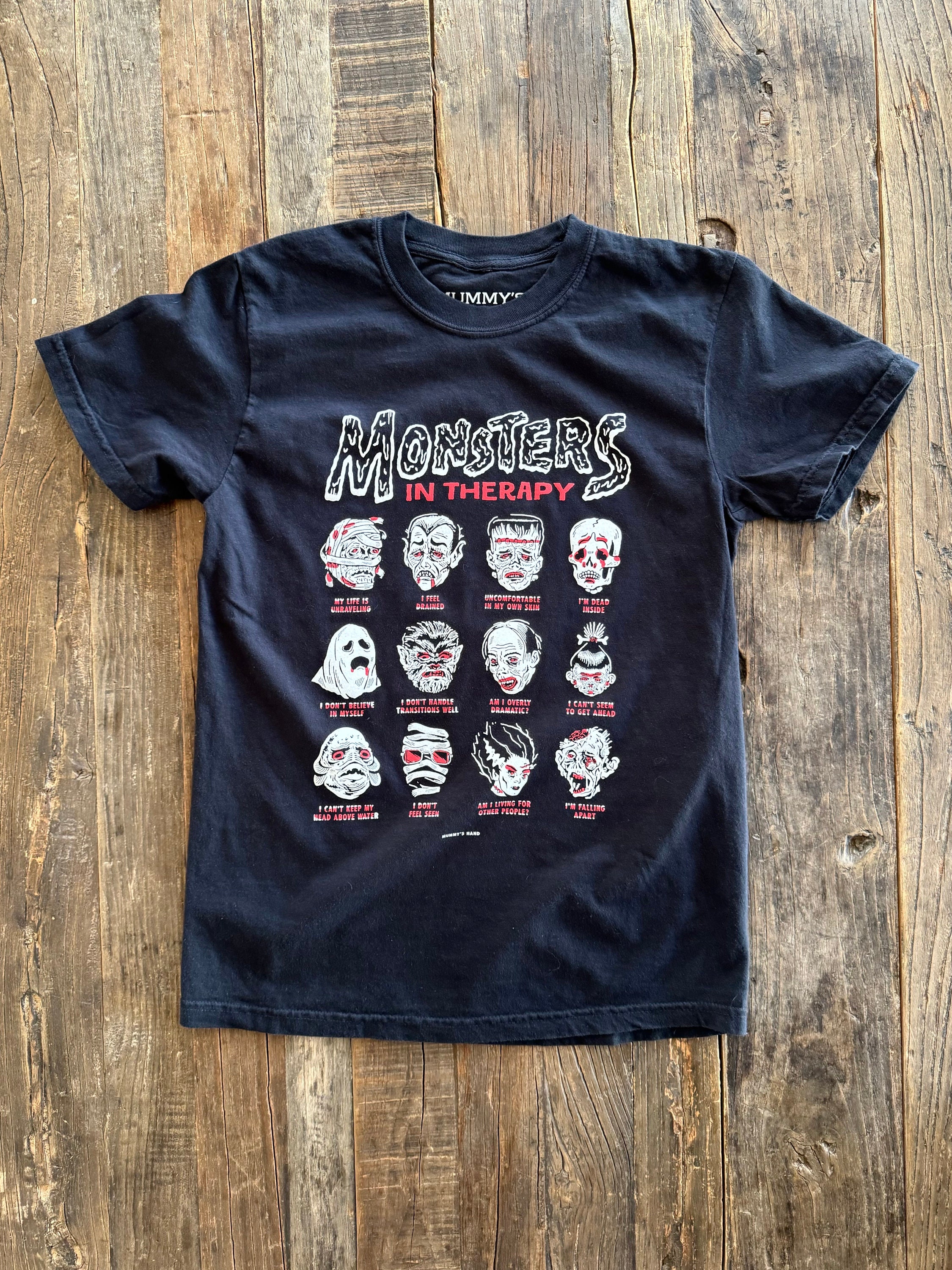 モンスターズ・イン・セラピー - Tシャツ - Etsy 日本
